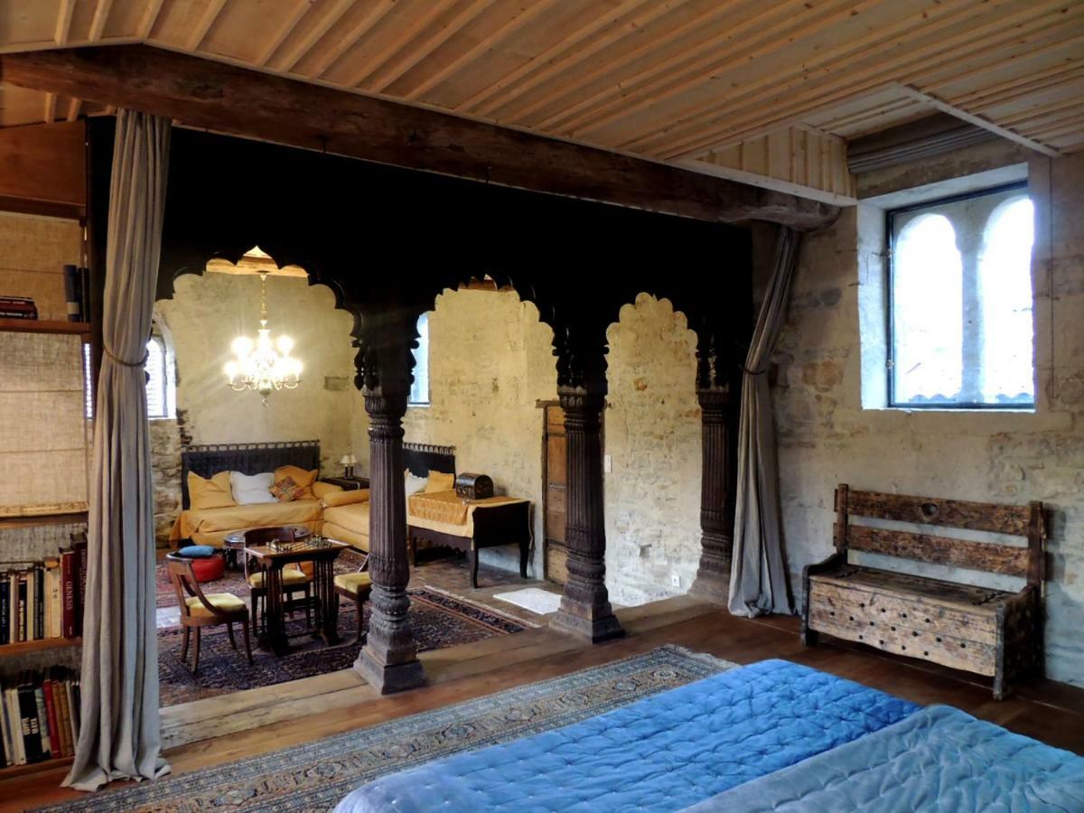 كلوني Maison Romane 1136 المظهر الخارجي الصورة