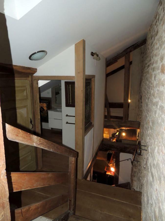 كلوني Maison Romane 1136 المظهر الخارجي الصورة