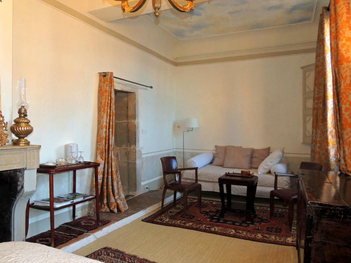كلوني Maison Romane 1136 المظهر الخارجي الصورة